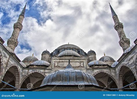  The Mosque of Sehzade Selim: Where Azure Dreams Meet Golden Whispers!