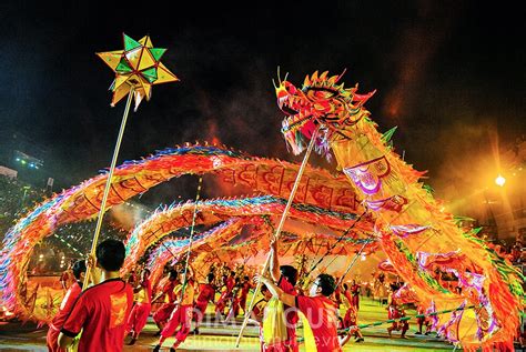 “The Song of the Dragon Dance” : An Exploration of Tranquility and Movement in 14th Century Vietnamese Art